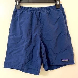 Patagonia baggies mens xs. Liner cut off